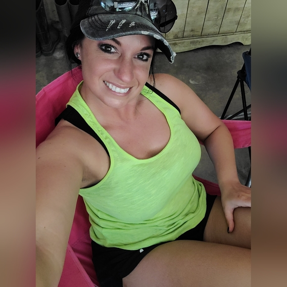 Meet your Posher, Aleena - Picture 8 of 9